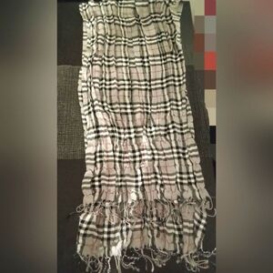 Gray Plaid Long Fringed Scarf